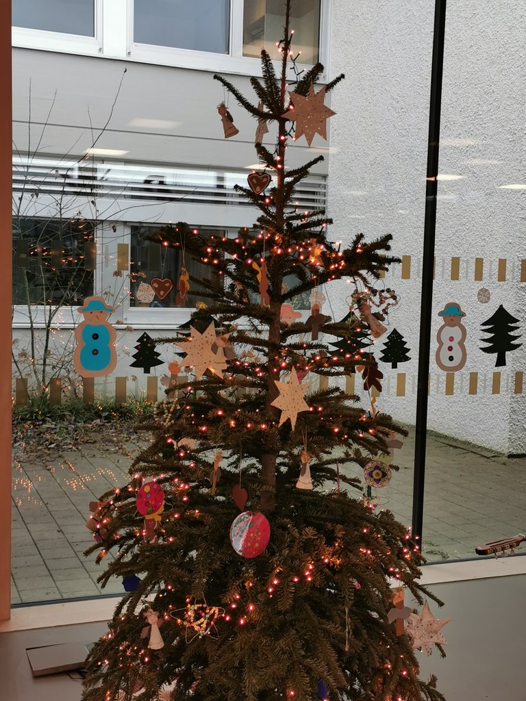 Weihnachtsbaum.jpg 